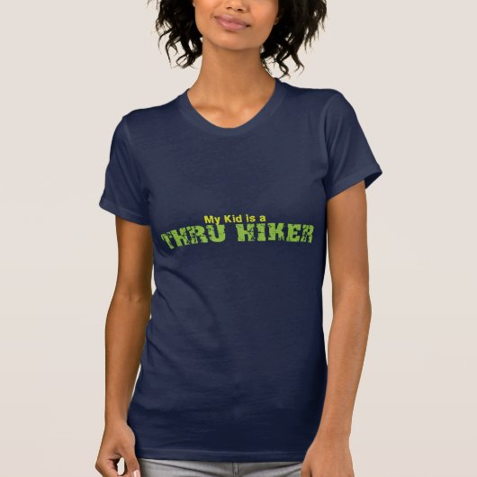 私の子供はハイカーを通ってaです tシャツ (正面)