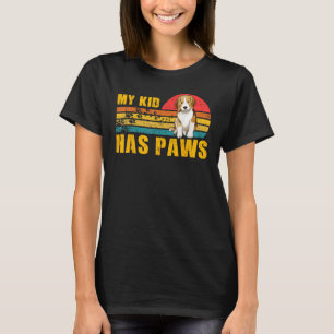 私の子供はポーズビーグル犬のおもしろいことわざ Tシャツ