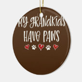 私の孫はポーズおもしろい犬猫おばあちゃん セラミックオーナメント (左)
