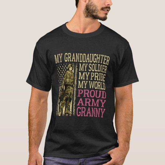 私の孫娘の兵士の英雄誇りを持った軍のグラニー Tシャツ (正面)