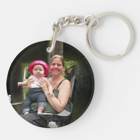 私の孫娘の写真の贈り物 キーホルダー (裏面)