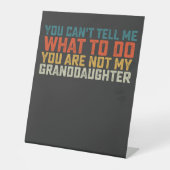 私の孫娘を殺すにはどうしたらいいのか言えない 台座サイン (正面)