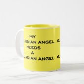 私の守護天使には守護天使が必要だ。 ツートーンマグカップ (正面左)