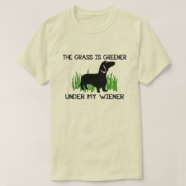 私の家の下の草は緑だ Tシャツ