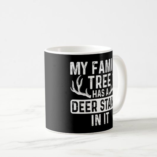 私の家族の木には鹿のスタンドがある鹿狩り コーヒーマグカップ (正面右)