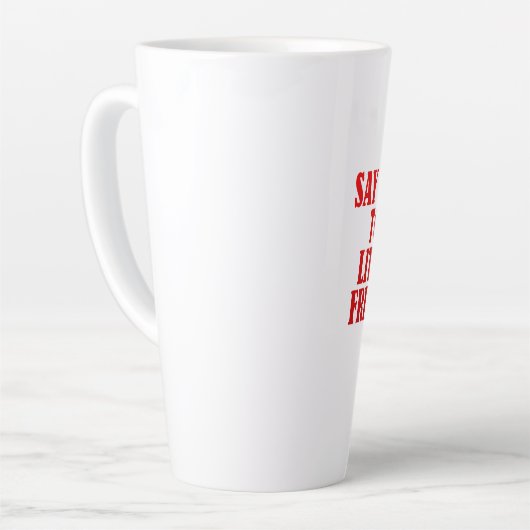 私の小さな友人グレート・デインによろしくと言う カフェラテマグ (左アングル)