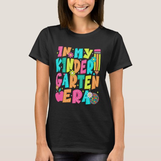 私の幼稚園時代の先生の子供達の学校の初日S Tシャツ (正面)
