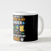 私の庭で働き、私の犬と二日酔い ジャンボコーヒーマグカップ (正面右)