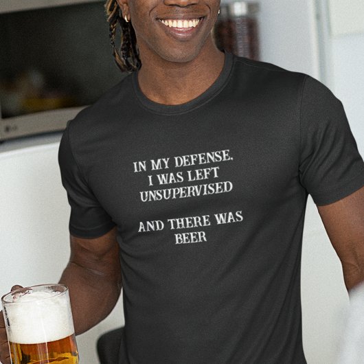 私の弁護で離れはビールが見えた Tシャツ