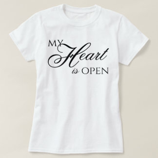 "私の心はオープン" エステティックなスクリプト・アファメーション Tシャツ