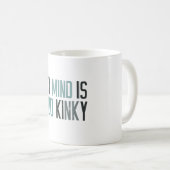 私の心は余りにねじれています コーヒーマグカップ (正面右)