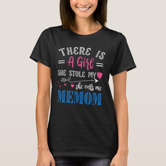 私の心を盗んだ女の子は私のことを私って呼ぶの Tシャツ (正面)