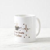 私の心臓はコーヒーのために鼓動する マグカップ (正面右)