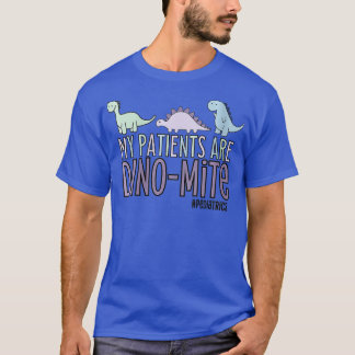 私の患者の女性はDinomite小児科VNeck Tシャツ