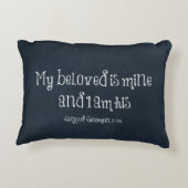 私の愛する者は私であり、私は彼の聖書の聖句である アクセントクッション (裏面)