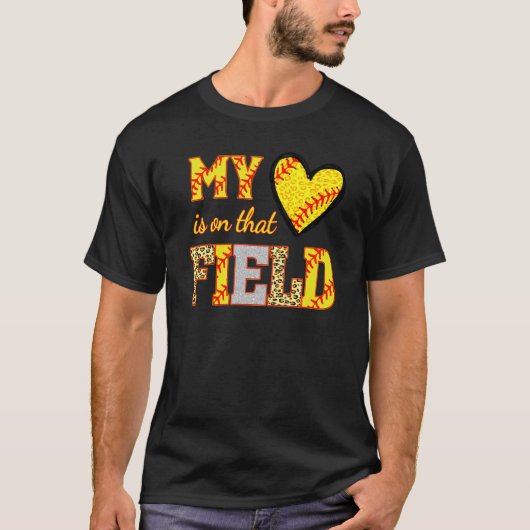私の愛はそのフィールドソフトボールのママ高校にある Tシャツ (正面)