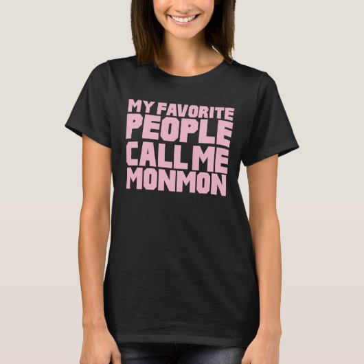 私の推しの人は私のことをお母さんと呼ぶ Tシャツ (正面)