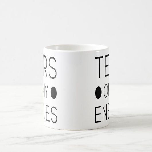 私の敵の同僚のおもしろいボスへの贈り物の涙 コーヒーマグカップ (中央)