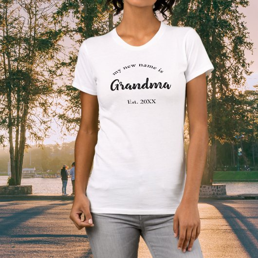 私の新しい名前は祖母の新しい祖母 Tシャツ