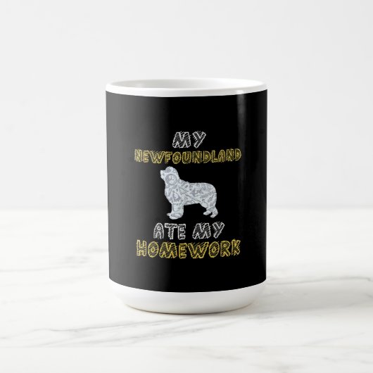 私の新しい家食べ地の宿題 | Newfie dog gift モーフィングマグカップ (中央)