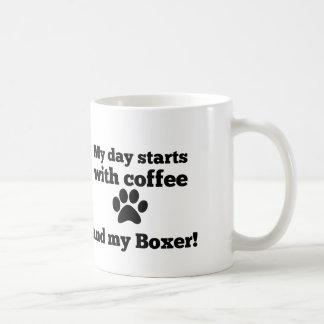 私の日はコーヒーおよび私のボクサーから始まります コーヒーマグカップ