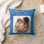 私の時代で青い松の雪の私たちの初めてのクリスマス クッション (ブランケット)