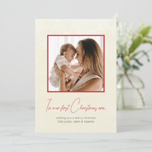 私の時代に私たちの初めてのクリスマスベージュと赤 シーズンカード (スタンド正面)