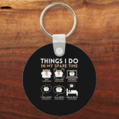 私の暇な時間にすること チップムンク好き 面白い キーホルダー (正面)