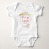 私の最初のイースタービューティフルピンクパーソナライズされたフローラ ベビーボディスーツ (正面)