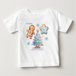 私の最初のクリスマスジンジャーブレッドボーイ雪の木 ベビーTシャツ