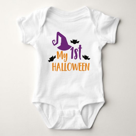 私の最初のハロウィーン、ウィッチハット、ポインティハット、こうもり ベビーボディスーツ (正面)