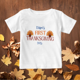 私の最初の感謝祭の名前ホワイト ベビーTシャツ