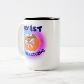 私の最初の感謝祭 – ベイサイドU上のコケット ツートーンマグカップ (正面左)