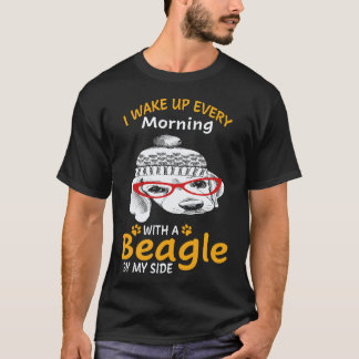 私の横にはいつもビーグルがいます Tシャツ