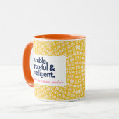 私の母は高価で謙虚で優雅知性があるだ マグカップ (正面左)