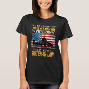 私の潜水艦退役軍人は私の義理の妹の米国国旗である Tシャツ