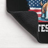 私の犬でさえトランプおもしろいが大嫌い マウスパッド (コーナー)