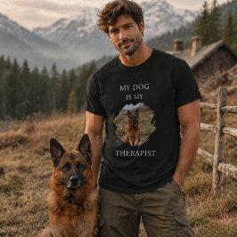 私の犬はセラピストねこTシャツ 黒 Tシャツ