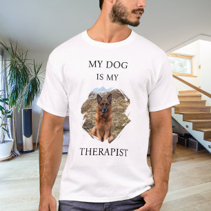 私の犬は私のセラピスト写真だ Tシャツ