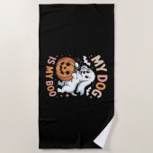 私の犬は私のブーがおかしいハロウィーンだ ビーチタオル (正面)
