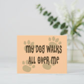 私の犬は私の体中を散歩する ポストカード (スタンド正面)