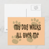 私の犬は私の体中を散歩する ポストカード (正面/裏面)