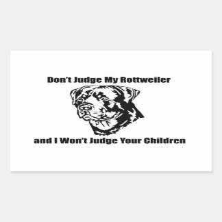 私の犬を判断しない(ロットワイラー) 長方形シール