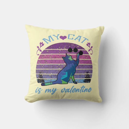 私の猫はバレンタイン クッション (正面)