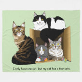 私の猫は猫を飼っている フリースブランケット (正面(横))