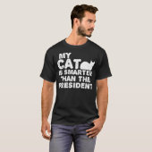 私の猫は社長頭が切れるより過ぎている Tシャツ (正面フル)