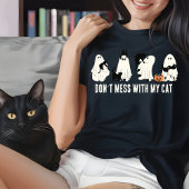 私の猫ハロウィーン猫の母と一緒に遊ばないで Tシャツ
