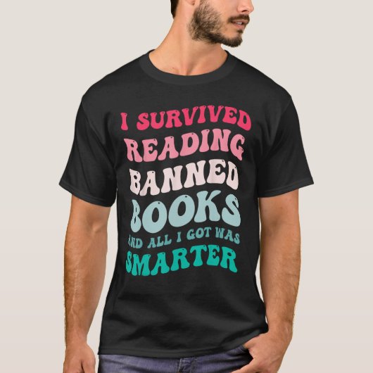 私の生き延び禁止された本の読書読書虫フー Tシャツ (正面)