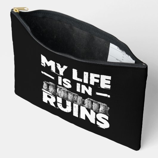 私の生活は廃墟の考古学におもしろいある アクセサリーポーチ (見開き)