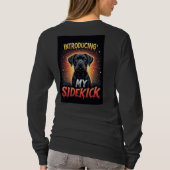 私の相棒を紹介します: ブラックラブラドールの肖像画 Tシャツ (裏面)